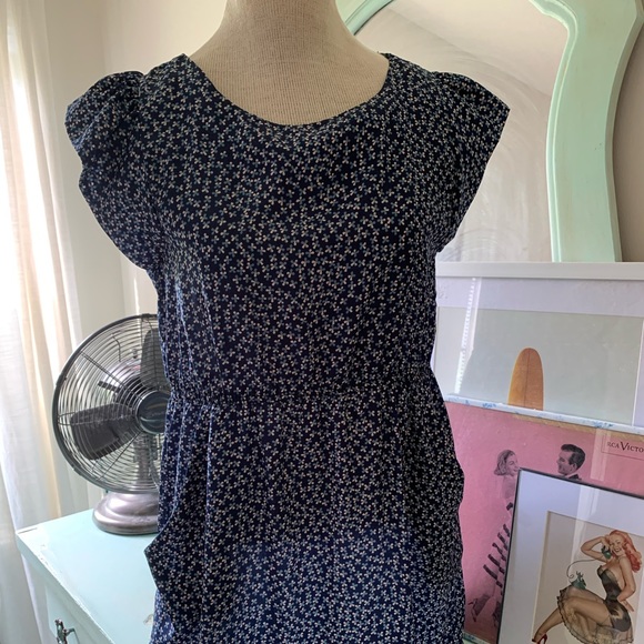 5/$25 Zara Basics Floral blue dress with pockets - Picture 5 of 13